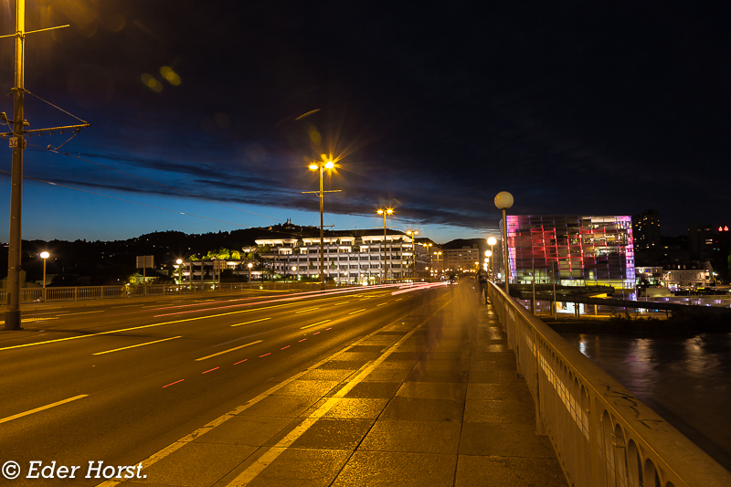 Nachst auf der Brücke unterwegs…